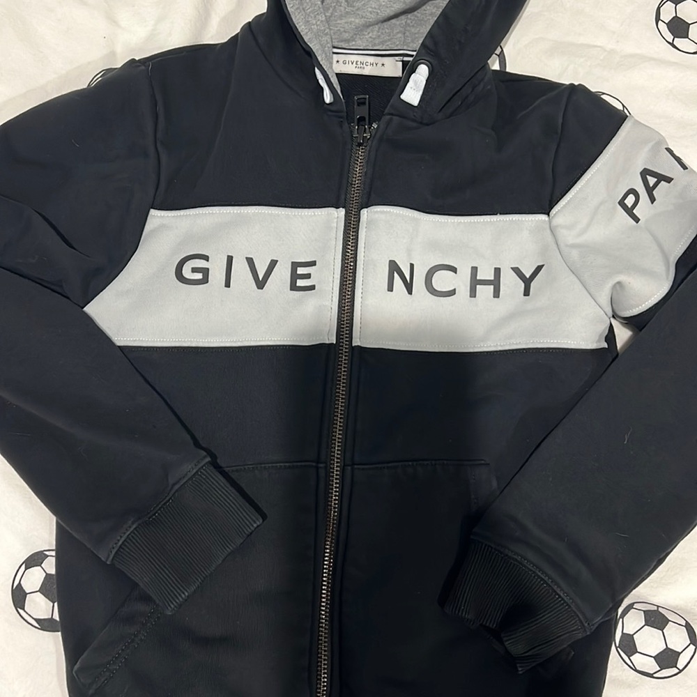 Authentic Givenchy hoodie with zipper kids